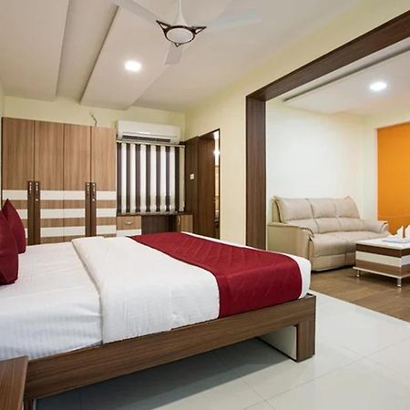 Santhoshpuri Hotel Coimbatore Ngoại thất bức ảnh