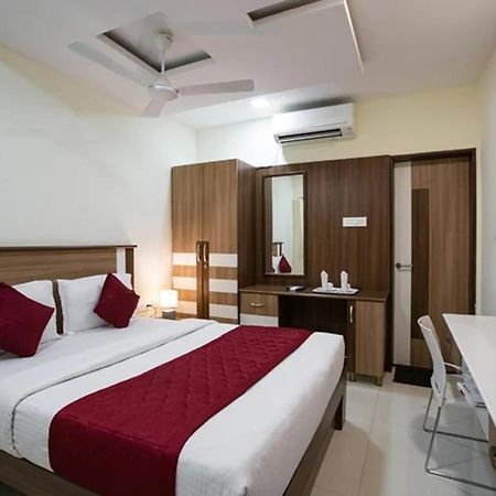 Santhoshpuri Hotel Coimbatore Ngoại thất bức ảnh