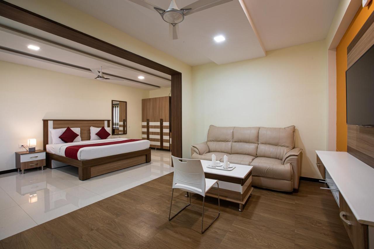 Santhoshpuri Hotel Coimbatore Ngoại thất bức ảnh