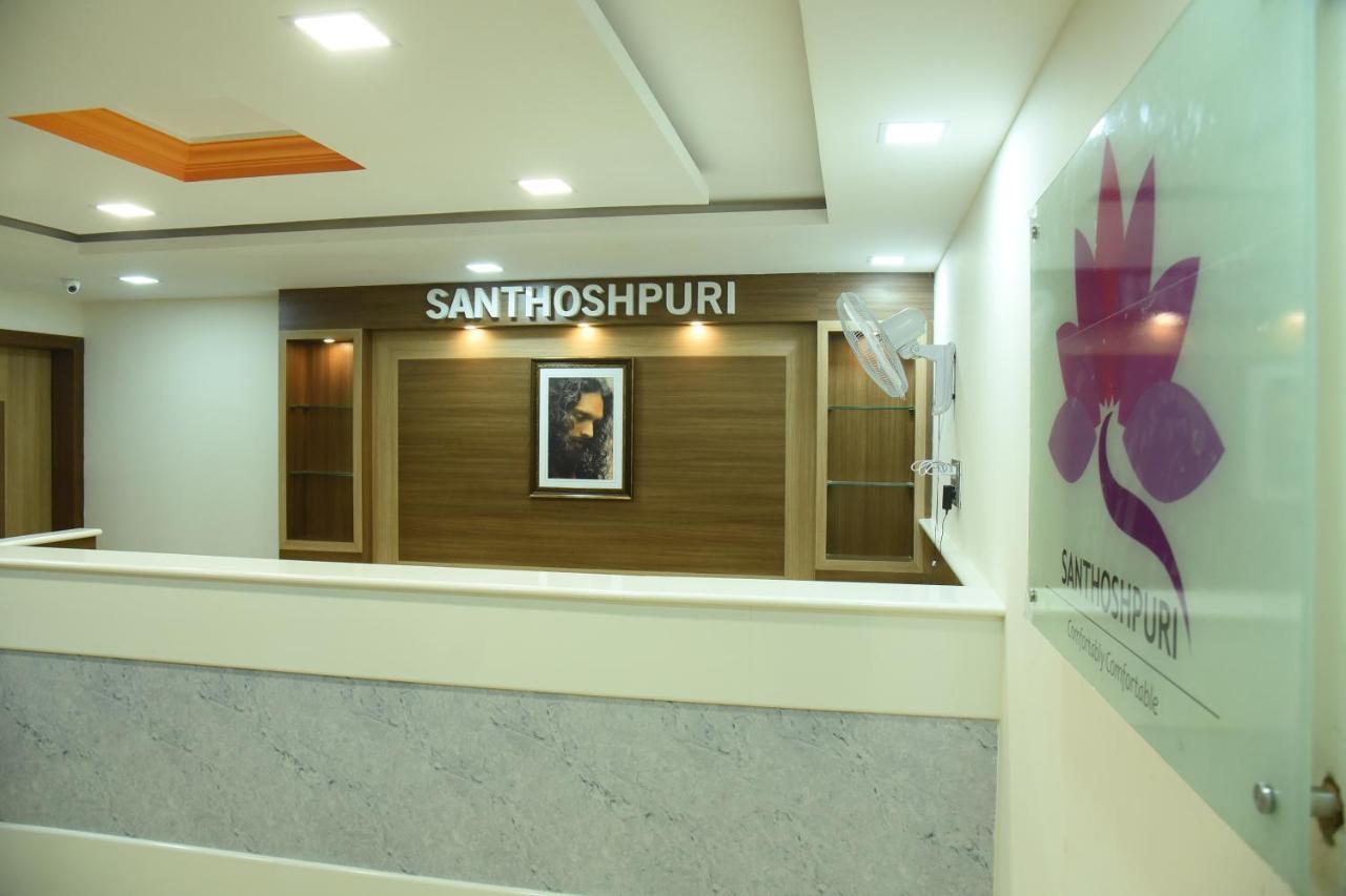 Santhoshpuri Hotel Coimbatore Ngoại thất bức ảnh