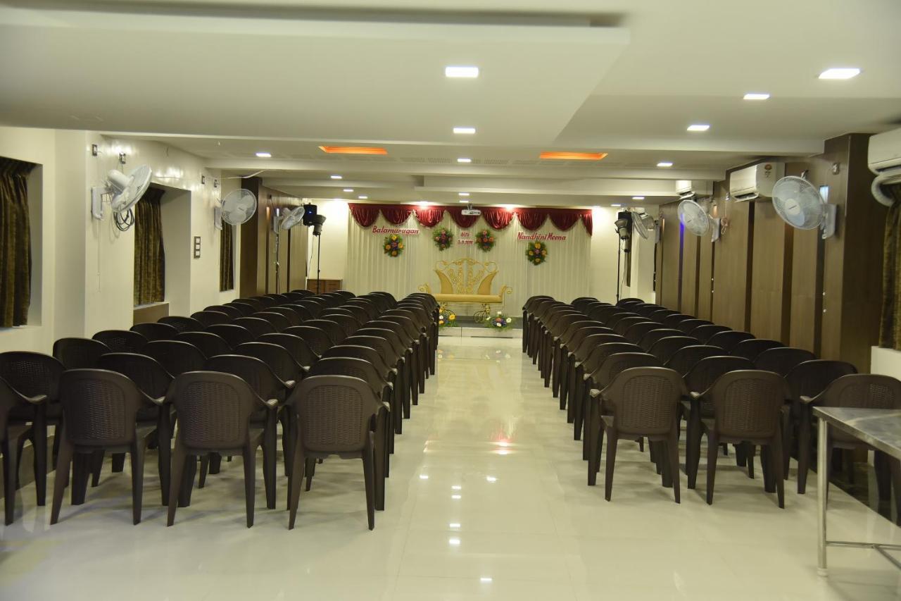 Santhoshpuri Hotel Coimbatore Ngoại thất bức ảnh